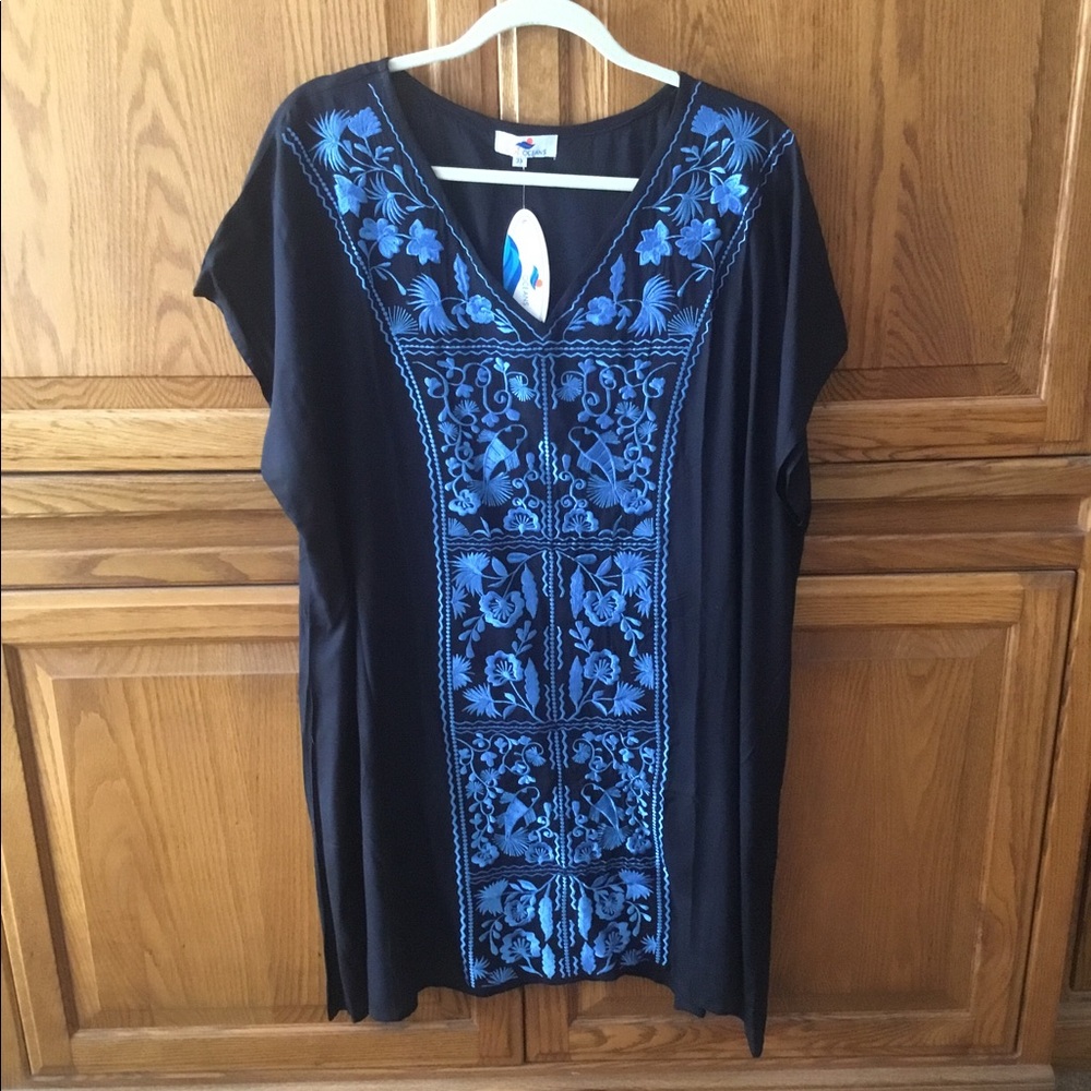 Black embroidered dress fits 1X